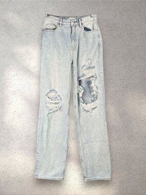 Pacsun 90’s Boyfriend Denim Ripped Jeans Womens Size 27 Light Wash Blue Grunge
